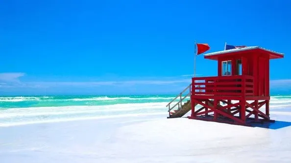 Bask in the sun and feeling the soft sand between your toes at Siesta Key Beach.