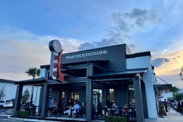 A renowned BBQ joint serving up mouthwatering smoked meats and flavor-packed sides, loved by food enthusiasts nationwide.