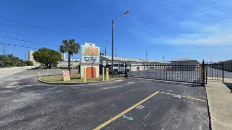 drive up personal storage facility