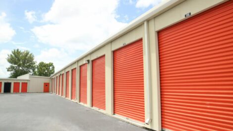 exterior drive up storage units