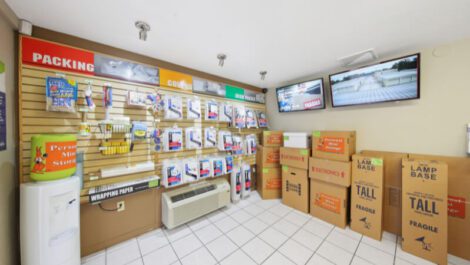 Storage front office merch Kissimmee, FL