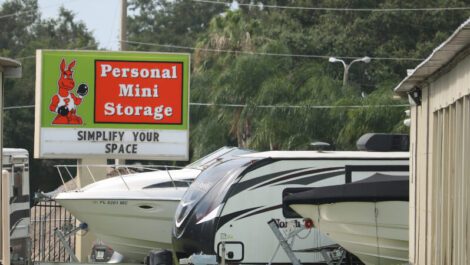 Personal mini storage Broadview street signage